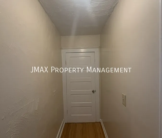 2445 Maryland Ave NW #1 — Photo 6