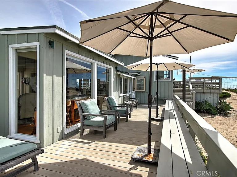 539 Sand Point Rd — Photo 24