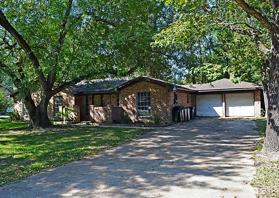 1st image of 24423 Rolling Meadow Dr