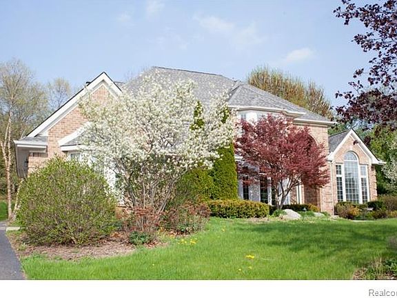 4th image of 1041 Winding Way Ct
