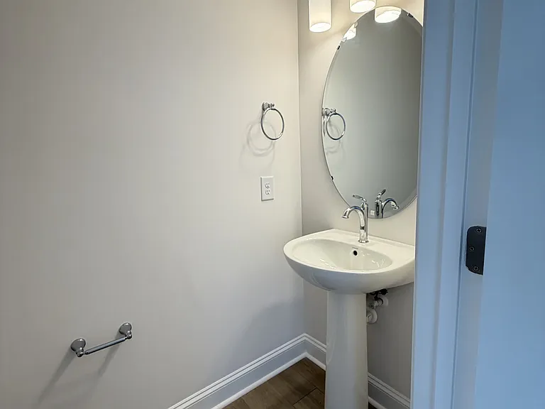 7635 Ethora Way — Photo 5