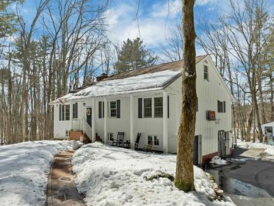 53 Seton Drive, Bedford, NH, 03110