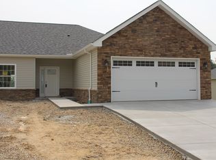 330 Cherokee Dr, Beaver Falls, PA 15010