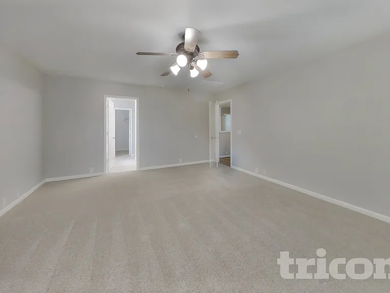 2744 Woodspring Forest Dr — Photo 6