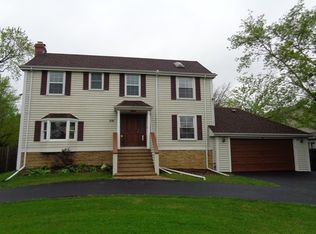 8741 Elm Dr, Des Plaines, IL