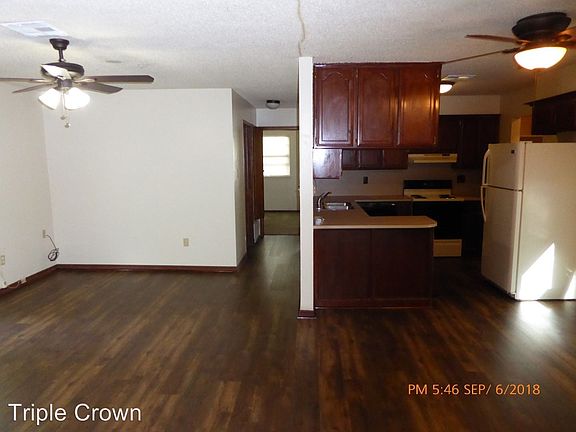 2nd image of 5605 NW Briarwood Dr