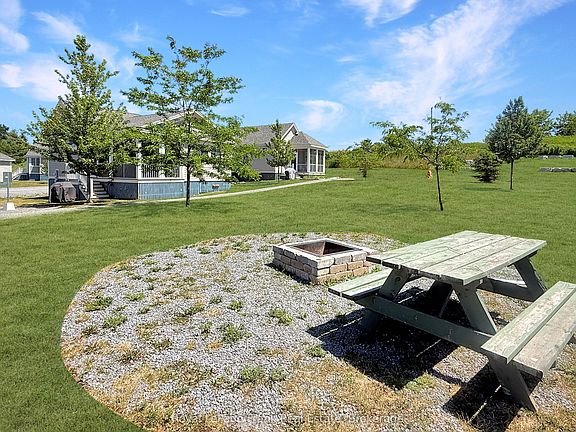 5th image of 45 Butternut Ln #43