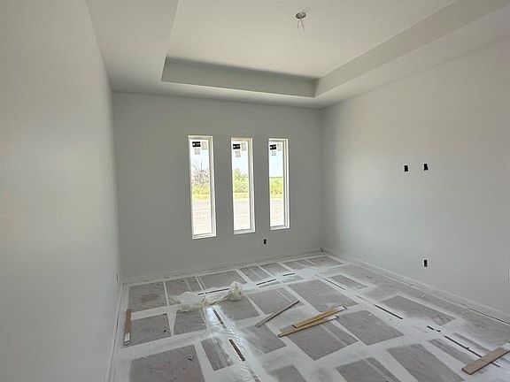3rd image of 33472 Balandre St