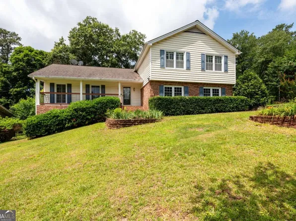 721 Dorsey Cir SW, Lilburn, GA 30047