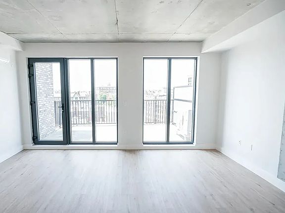 4th image of 815 Flatbush Ave #721