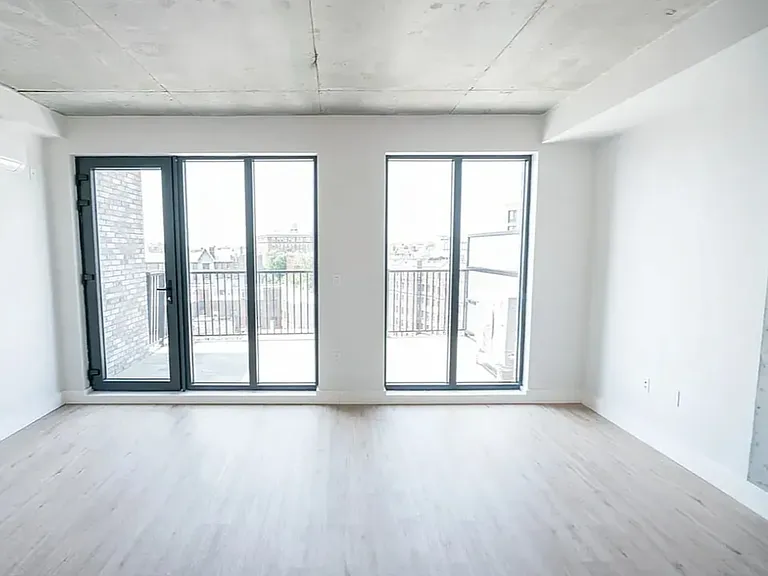 815 Flatbush Ave #721 — Photo 4
