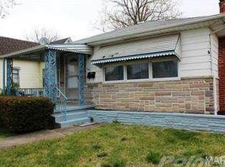 300 Jefferson Ave, Crystal City, MO 63019