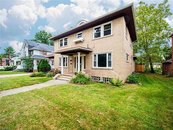4th image of 526 Vinita Ave