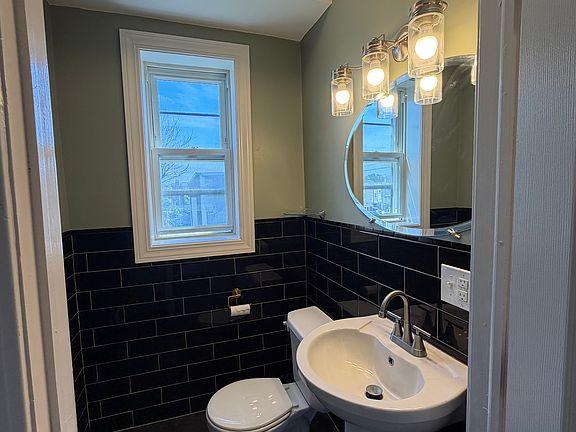 4th image of 1139 N Spaulding Ave #303