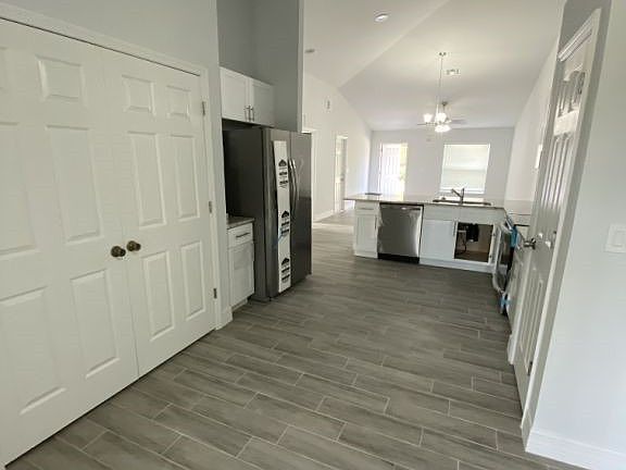 4th image of 1129/1131 Gordon Ave S