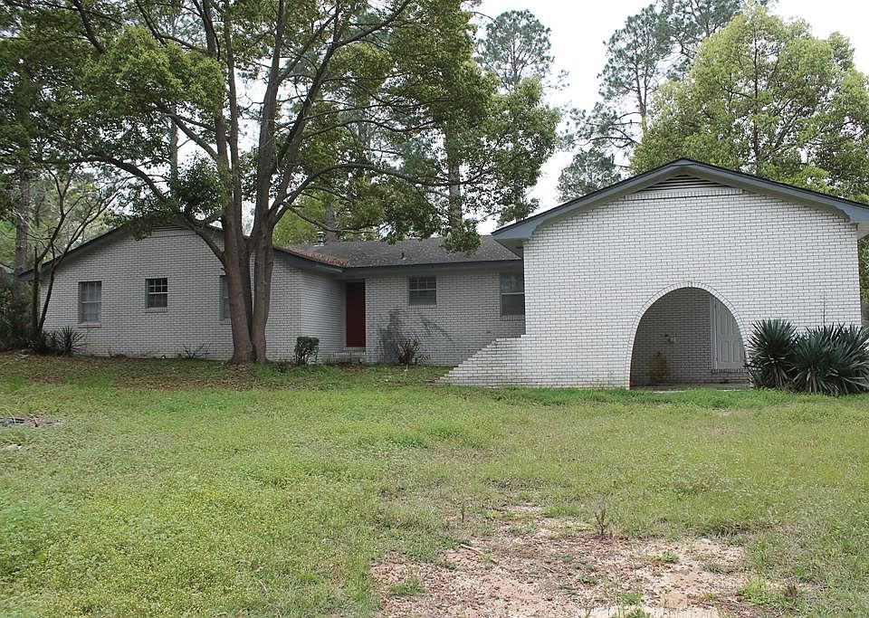 1st image of 1100 Hillside Dr