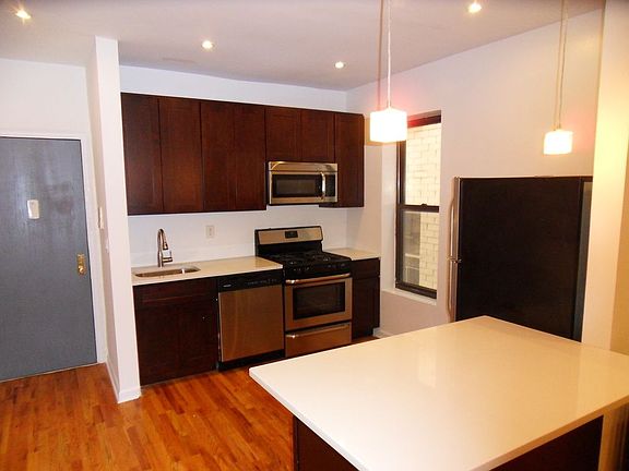 4th image of 96 Hart St APT 4C