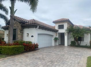 9225 Veneto Pl, Naples, FL 34113
