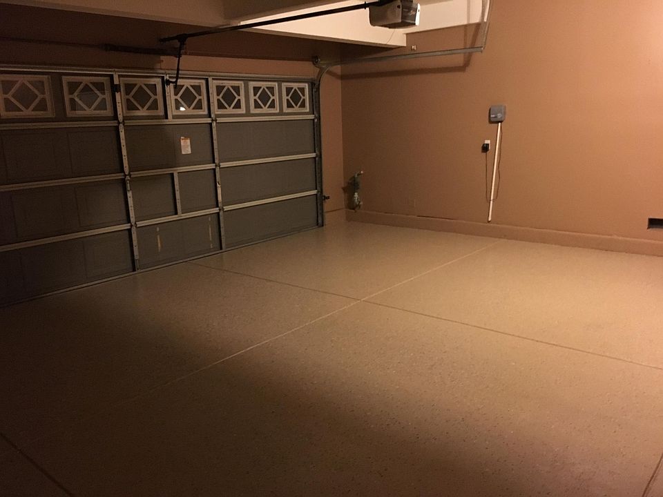 2nd image of 13579 Kiwi Ave