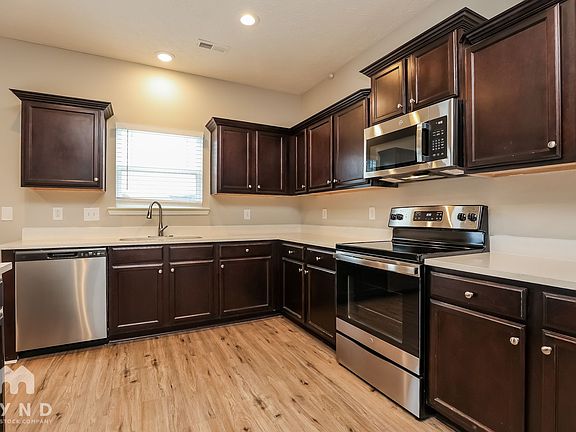 2nd image of 1728 Warmingfield Dr
