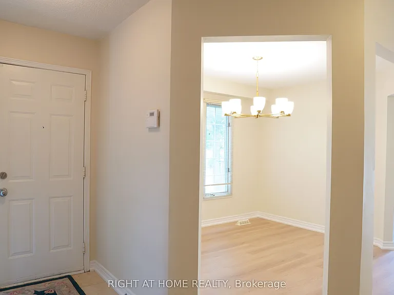 50 Oldhill St — Photo 3