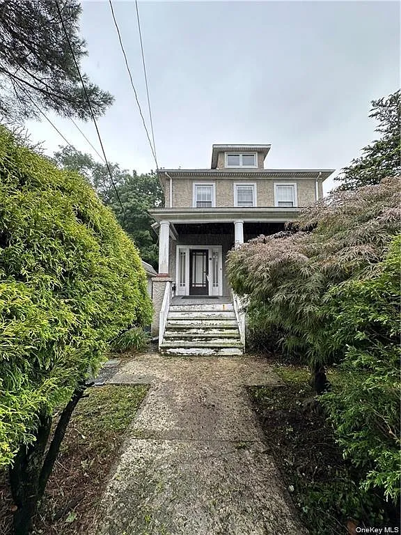2 bed, 1.0 bath, 920 sqft, $1,800 — Photo 1