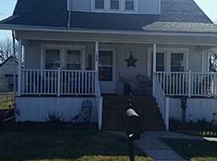 109 W Perry St, Walbridge, OH 43465