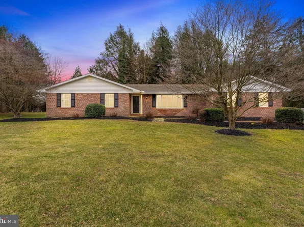 104 W Locust Ln, Kennett Square, PA 19348