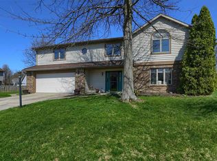 10026 Castle Ridge Pl, Fort Wayne, IN 46825