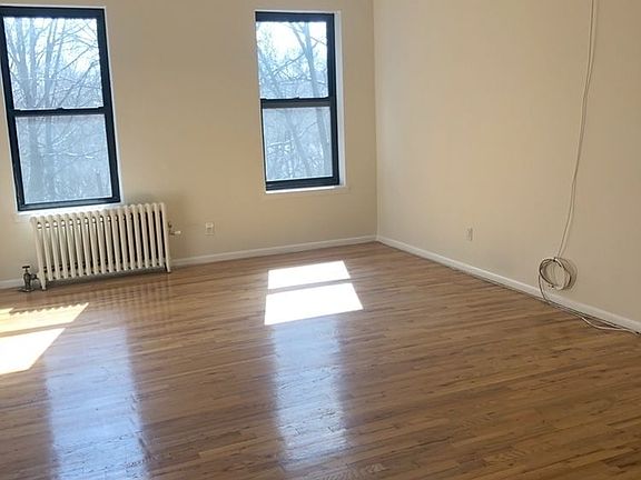 4th image of 4126 73rd St APT D42