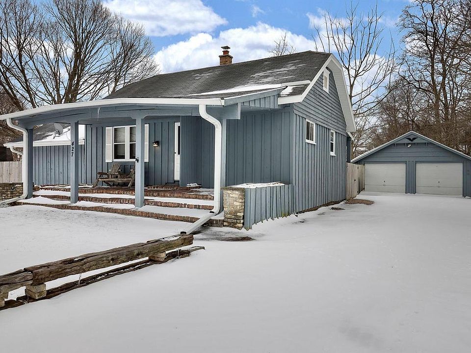 1st image of 427 9th PLACE