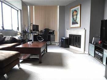 2nd image of 1 Daniel Burnham Ct APT 807