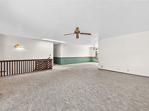 5th image of 8272 Fairway Dr