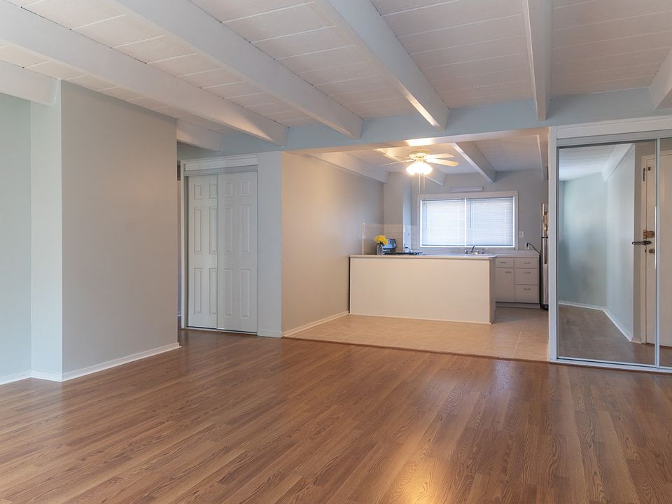 Living Room/Dining Room