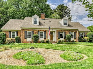 1103 Berry Ridge Rd, Charlotte, NC 28270