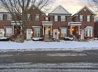 53092 Providence Dr, Shelby Township, MI 48316