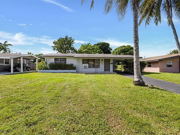 2nd image of 2700 Gulfstream Drive