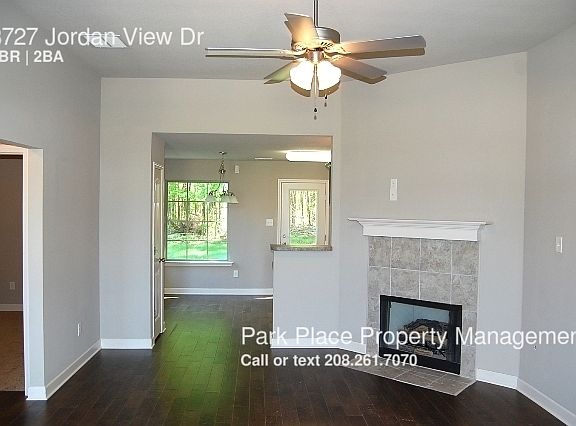2nd image of 3727 Jordan View Dr