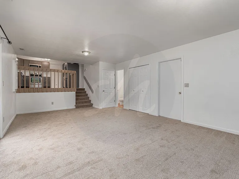 2630 Maroon Bells Ave — Photo 12