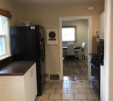 5th image of 251 E Ramona Ave