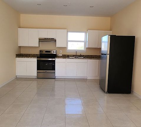 3rd image of 118 Grass Valley Rd #206