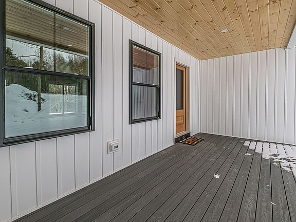 2nd image of 35 Farms Edge