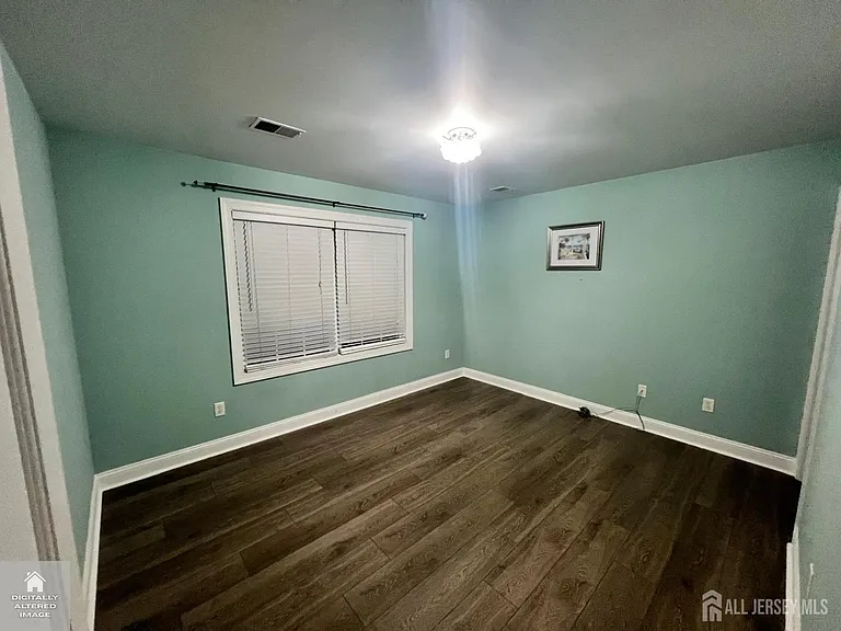 31 NE Parkerson Rd — Photo 22