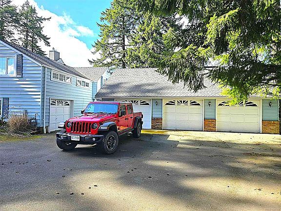 4th image of 3910 3rd Ave