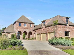 8910 Carriagewood Estates Dr, Baton Rouge, LA 70817