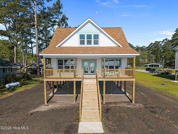 4th image of 123 Pungo View Road