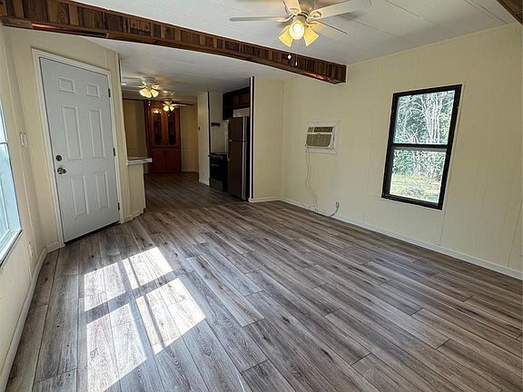 3rd image of 2010 Spring Ct #2014