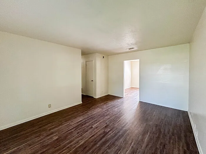 3805 Atlas Dr — Photo 4