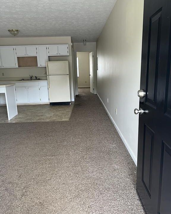 1st image of 801 E Main St APT 38