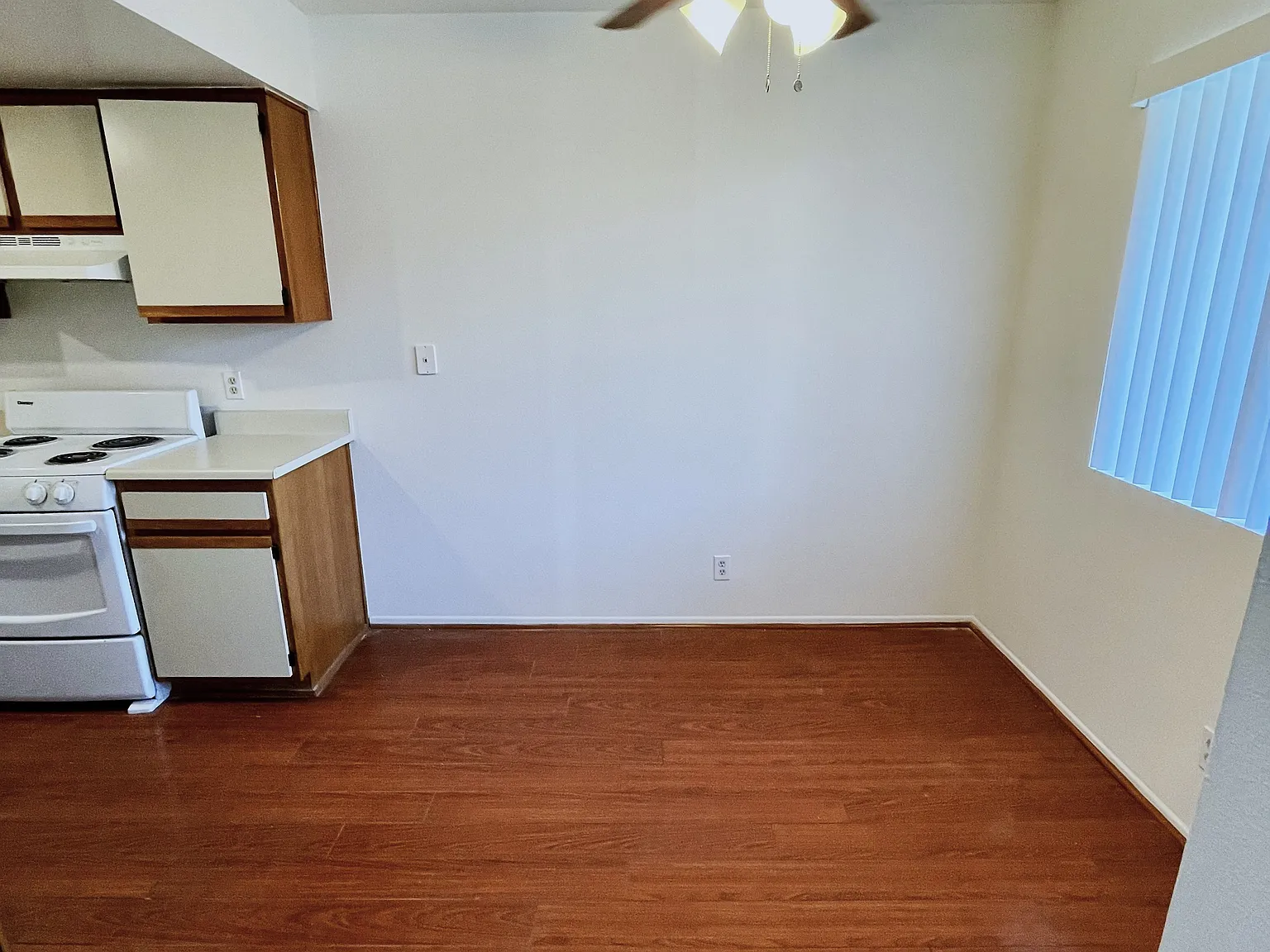 1 bed, 700 sqft, $1,900 — Photo 4